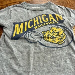 michigan basketball t shirt